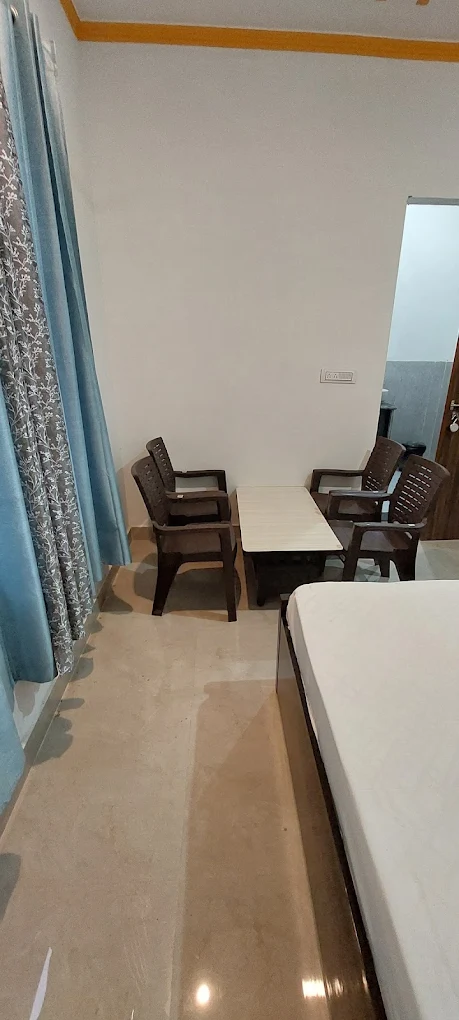 Gallery Image 16